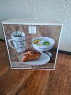 Riviera Maison Ontbijtset - Mok, Kom, Bord, Keramiek, Nieuw, Ophalen of Verzenden, Overige stijlen