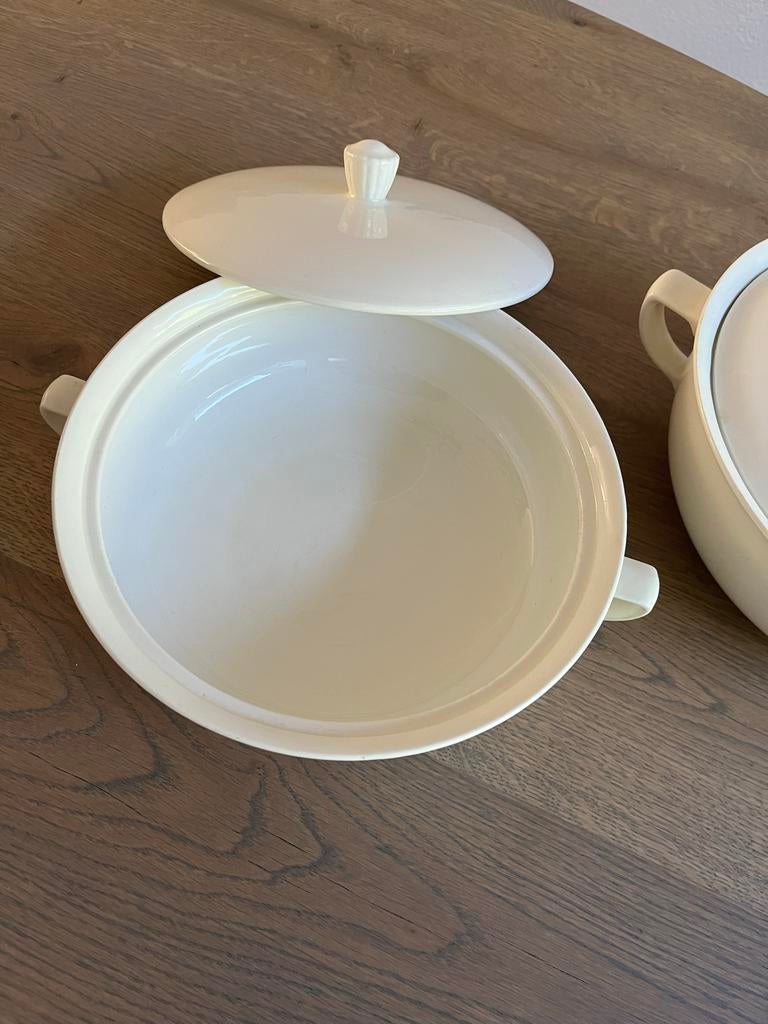 2 antieke opdienschalen met deksel P. Regout Maastricht, Antiek en Kunst, Ophalen