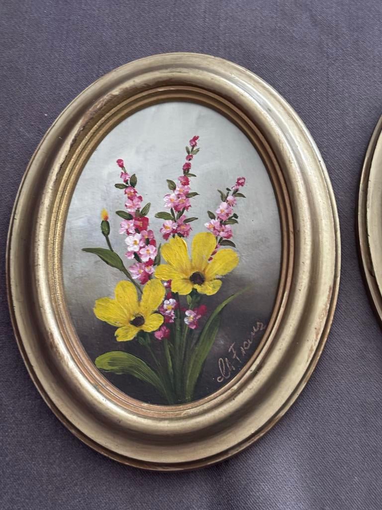 Olieverf Schilderijtjes met Bloemen in Ovale Lijst, Antiek en Kunst, Ophalen of Verzenden