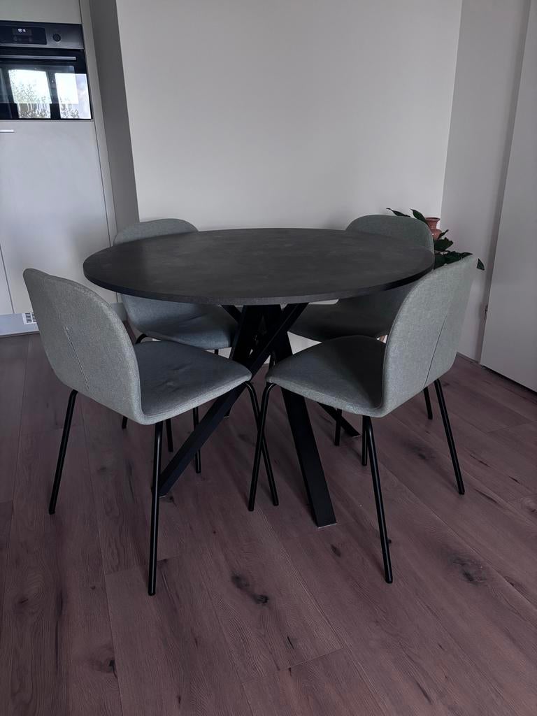 IKEA Mariedamm tafel met 4 stoelen, Huis en Inrichting, Tafels | Eettafels, Ophalen, Gebruikt, 100 tot 150 cm, Rond