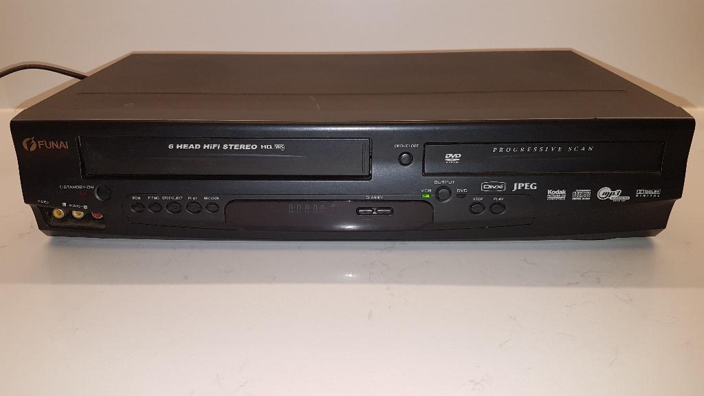 Funai VHS en DVD speler, Ophalen of Verzenden, Gebruikt, Overige typen