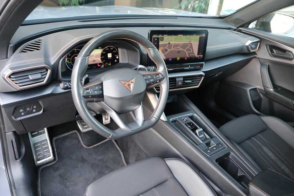 CUPRA Formentor 1.4 e-Hybrid VZ Copper 245PK Trekhaak Cam Na, Gebruikt, Zwart, 4 cilinders, Formentor