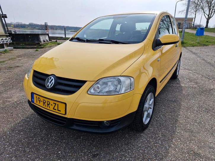 Volkswagen Fox 1.4 topstaat!!! Airco!!!, Auto's, Volkswagen, Bedrijf, Fox, ABS, Airbags, Airconditioning, Centrale vergrendeling