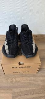 Yeezy boost 350, Kleding | Dames, Schoenen, Zwart, Ophalen of Verzenden, Yeezy, Sneakers of Gympen