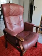 Stoel, Ophalen, Overige materialen, Gebruikt, Strak met houten leuning