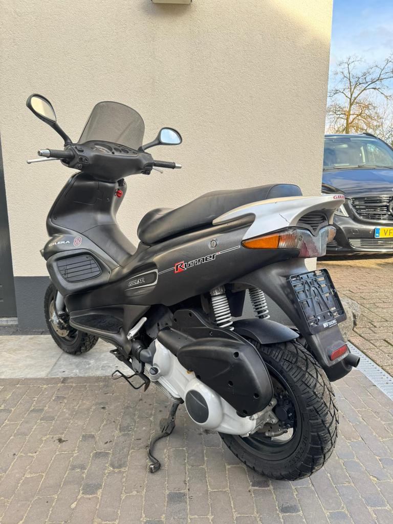 ⭐️Gilera runner vxr 200 4 takt 12789 km zeer nette staat⭐️, Fietsen en Brommers, Scooters | Piaggio, Ophalen of Verzenden, Zo goed als nieuw
