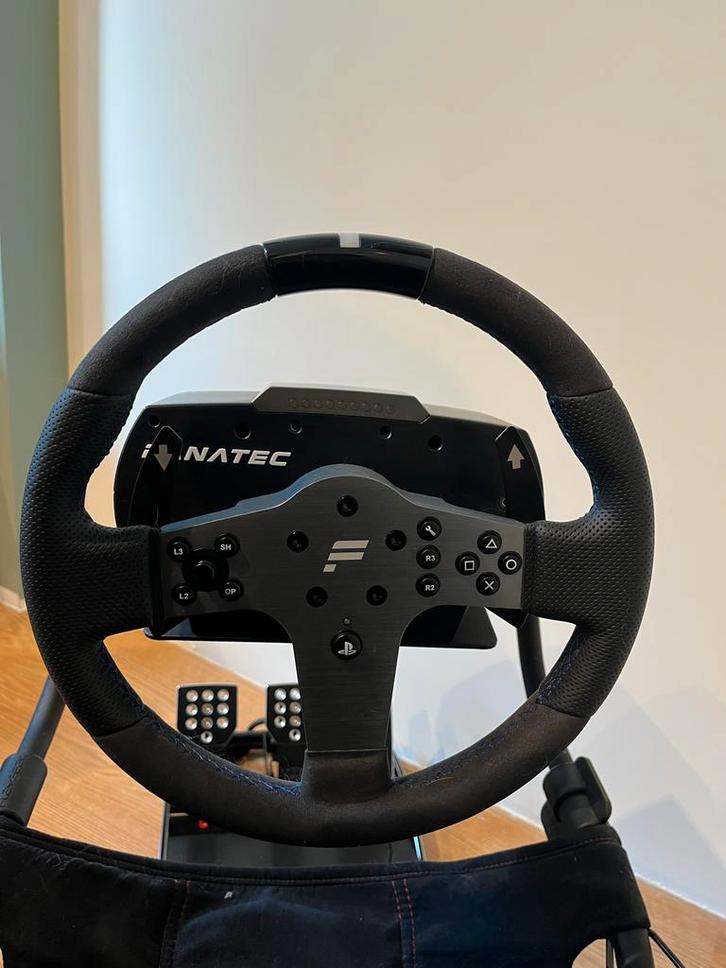 Fanatec Sim Racing Set met Playseat Challenge, Spelcomputers en Games, Games | Overige, Zo goed als nieuw, Racen en Vliegen, 1 speler