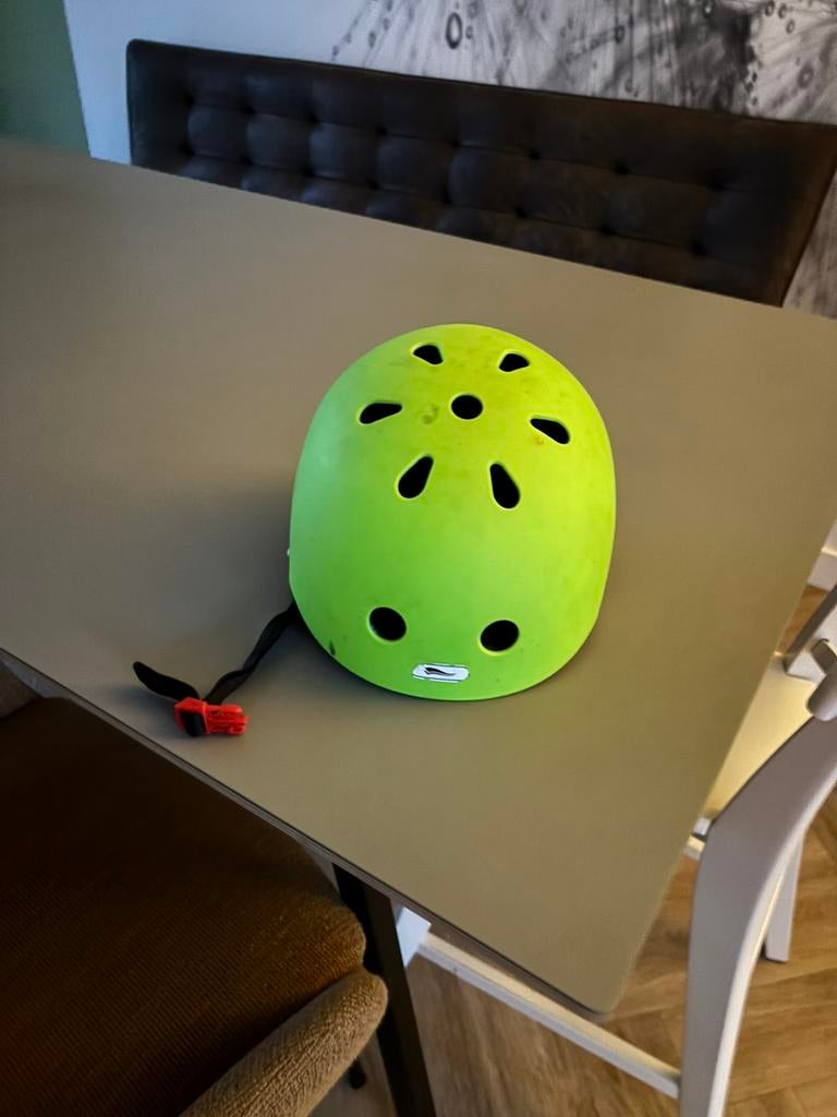 Skate helm, Sport en Fitness, Skateboarden, Ophalen of Verzenden, Bescherming