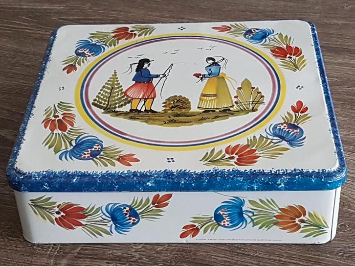 Massilly France Quimper koekblik, Verzamelen, Blikken, Gebruikt, Koek(jes), Overige merken, Ophalen