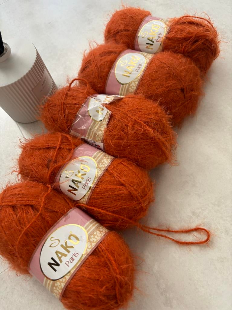 Nako Paris garen - Oranje (5 bollen), Ophalen of Verzenden, Nieuw, Breien of Haken, Wol of Garen
