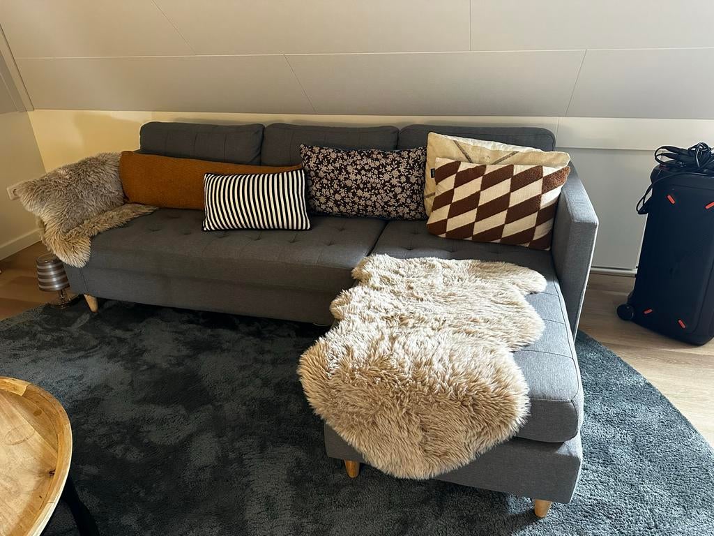 Compacte hoekbank met chaise longue - ideaal voor kleine rui, Huis en Inrichting, Ophalen, Gebruikt, Driepersoons, 150 cm of meer