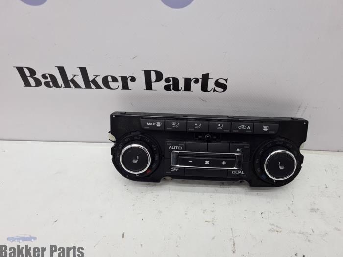 Kachel Bedieningspaneel van een Skoda Superb, Gebruikt, -, -, Skoda