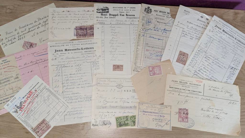 Set vintage Franstalige rekeningen jaren 20 nr1, Hobby en Vrije tijd, Scrapbooking, Ophalen of Verzenden, Gebruikt