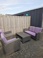 tuinset; 2 stoelen, 1 bank en een tafel, Ophalen, 4 zitplaatsen, Gebruikt, Rotan