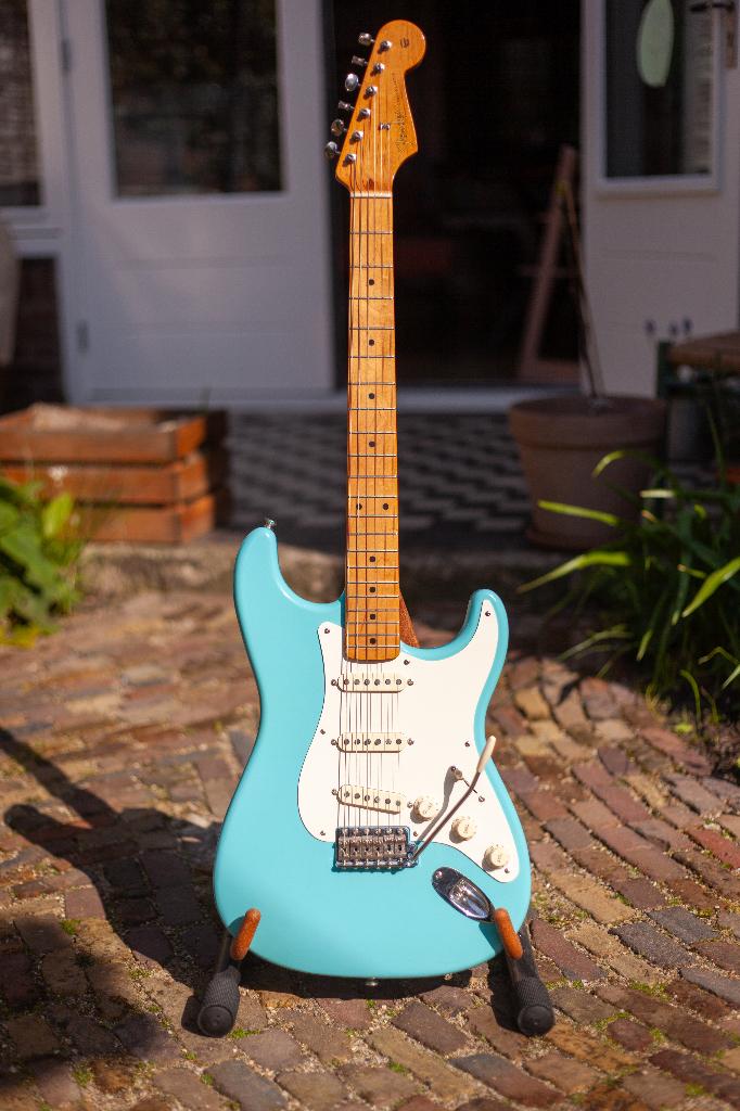 Fender Stratocaster Classic Series Daphne Blue (2004), Ophalen, Gebruikt, Solid body, Fender