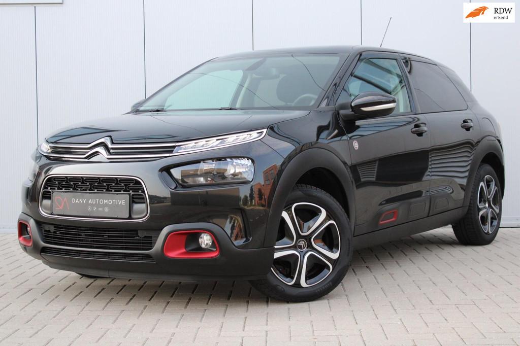 Citroen C4 CACTUS 1.2 Shine CARPLAY I CRUISE I CLIMA I NAVI, Auto's, Citroën, Voorwielaandrijving, Stof, Gebruikt, USB