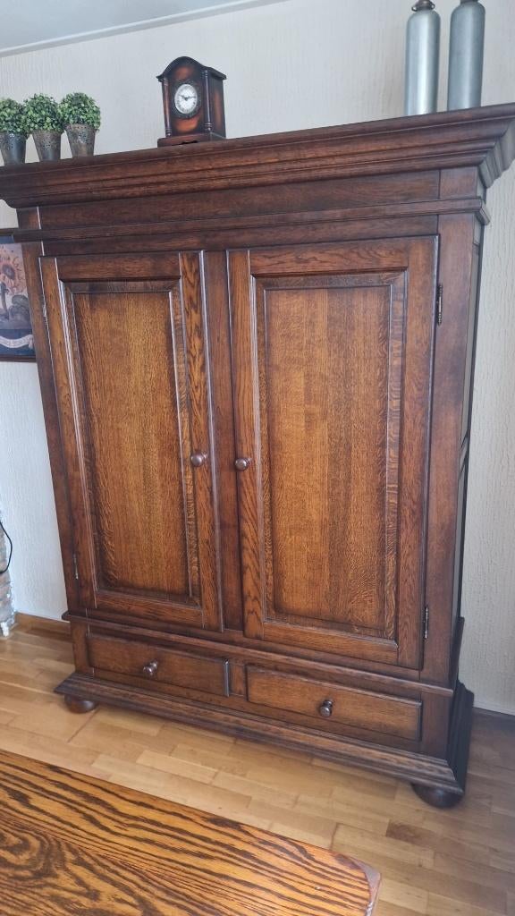 Broodkast massief donker eiken., Ophalen, Gebruikt, 150 tot 200 cm, Eikenhout