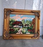 Brocante geborduurd schilderijtje - Huisje in landschap, Ophalen of Verzenden