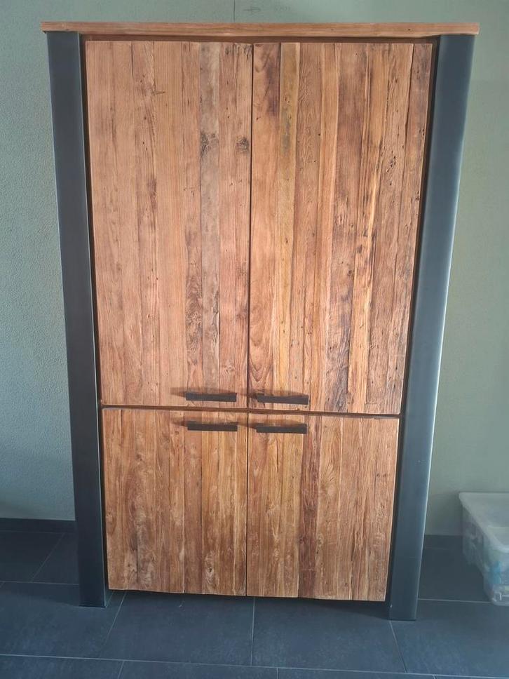 Opbergkast vitrinekast Ramses, Huis en Inrichting, Kasten | Vitrinekasten, Zo goed als nieuw, 200 cm of meer, 100 tot 150 cm, 25 tot 50 cm