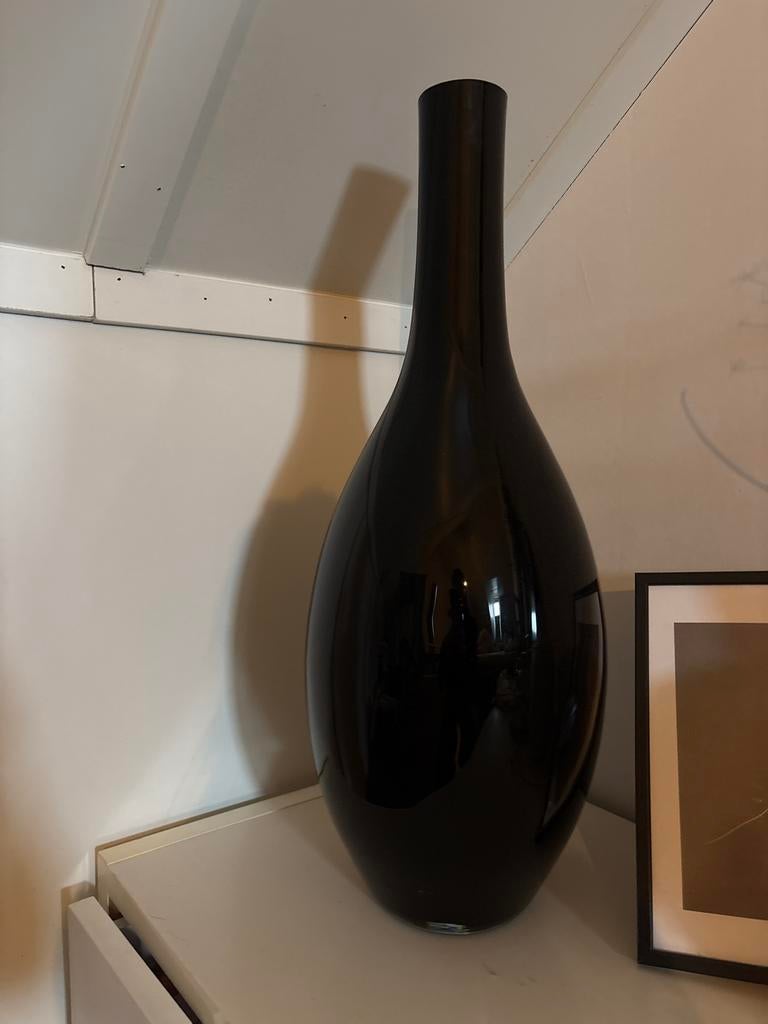Elegante Zwarte Vaas - Hoog en Stijlvol Design, Huis en Inrichting, Woonaccessoires | Vazen, Zwart, Ophalen of Verzenden, 75 cm of meer