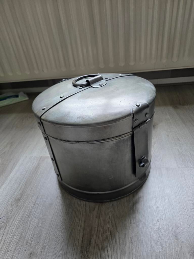 Decoratie bak, Ophalen