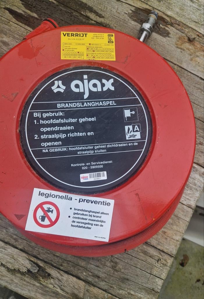 Ajax Brandslanghaspel, Huis en Inrichting, Brandblussers en Brandkasten, Ophalen, Gebruikt, Brandblusser