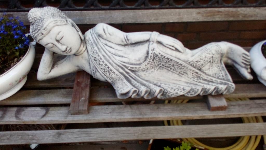 liggende boeddha van beton, Ophalen, Gebruikt, Beton, Boeddhabeeld