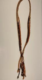 Goudkleurige ketting met knoop en bronzen kralen, Nieuw, Ophalen of Verzenden, Goud, Overige materialen