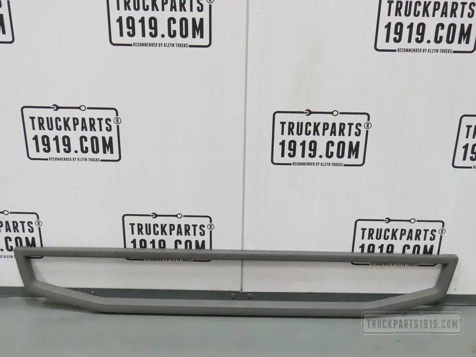 Volvo 82177794 |  Sierstrip ondergrille, Auto-onderdelen, Vrachtwagen-onderdelen, Ophalen, Gebruikt, Volvo, Carrosserie en Plaatwerk