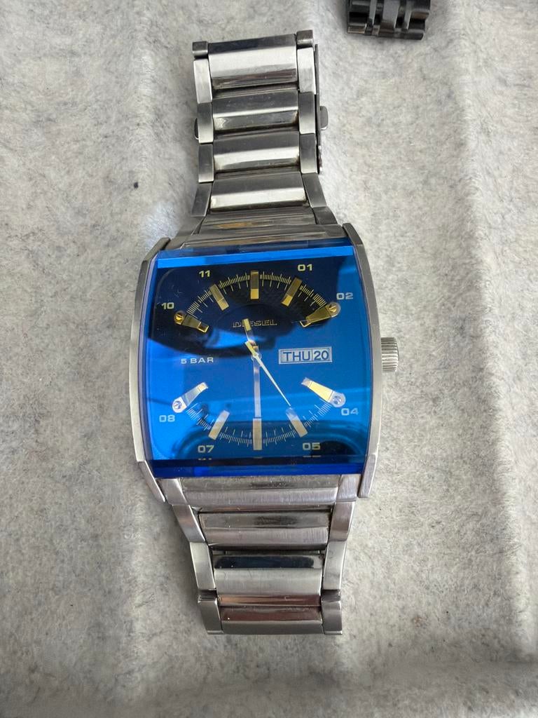 Diesel 44mm stalen kast!!!, Ophalen