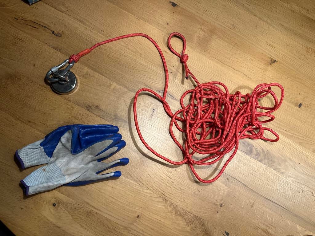 Magneetvis magneet met touw van Joyage, Hobby en Vrije tijd, Metaaldetectors, Ophalen, Gebruikt, Overige merken