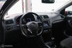 Volkswagen Polo 1.0 Comfortline | Cruise | Clima | Multimedi, Stof, Gebruikt, 60 pk, Zwart