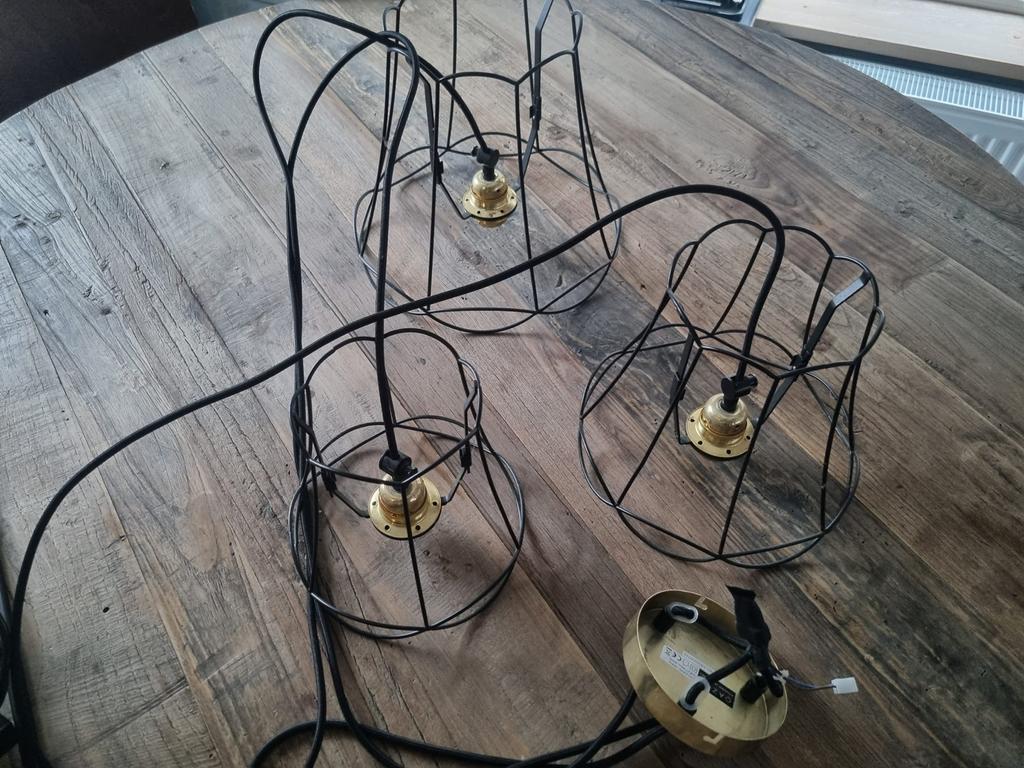 Retro hanglamp zwart 3-lichts - Granny Frame, Ophalen of Verzenden, Zo goed als nieuw, Metaal, 75 cm of meer
