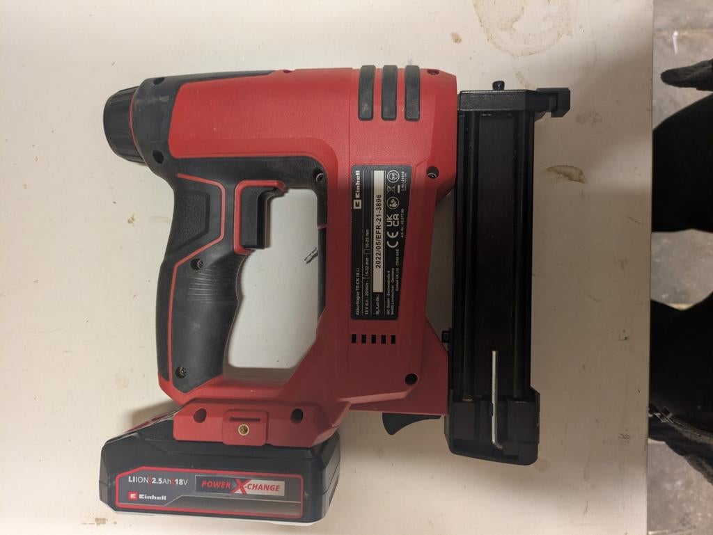 Einhell Accu combitacker TE-CN 18 Li - 2 accu's, 2 laders, Ophalen of Verzenden