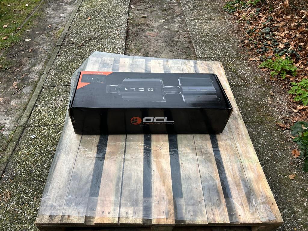 Kweeklampen van het merk OCL. Met controler, Ophalen, Kweeklamp
