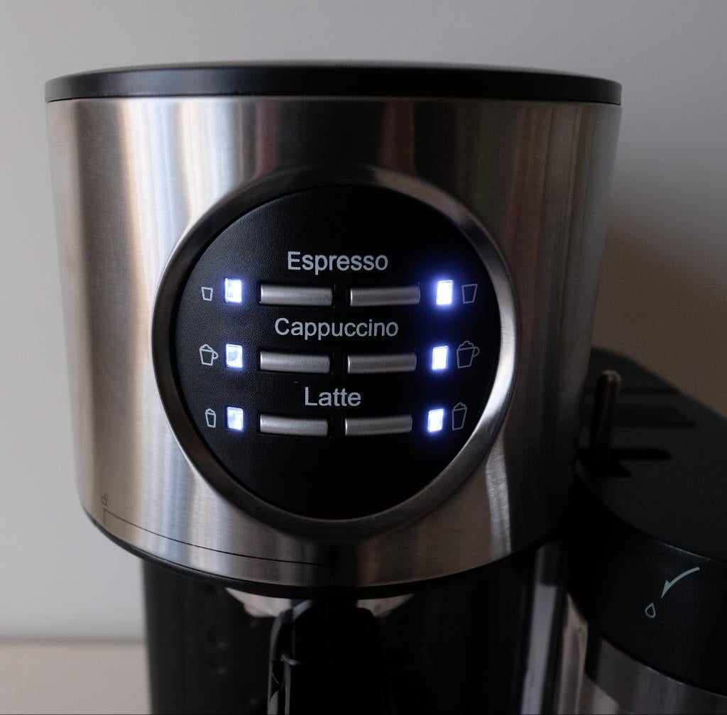 Silvercrest SEMM 1470 A2 Espresso Machine, Witgoed en Apparatuur, Koffiezetapparaten, Afneembaar waterreservoir, Koffiemachine