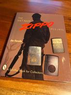 VIETNAM ZIPPO BOEK, NASLAGWERK !!!, Verzamelen, Ophalen of Verzenden, Zo goed als nieuw, Overige typen