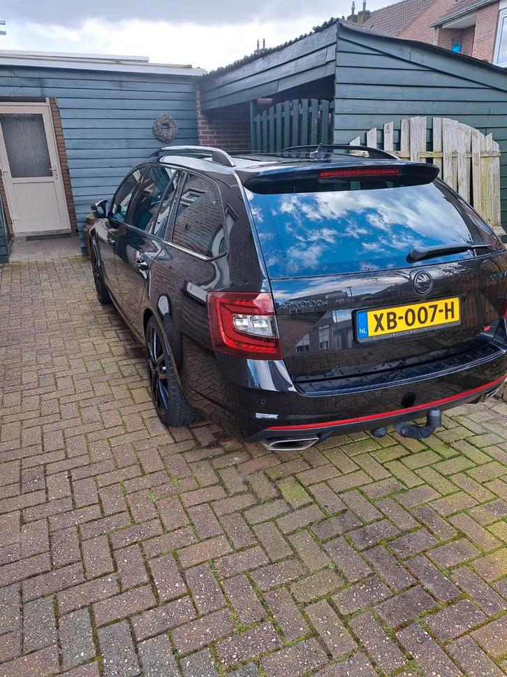 Skoda Octavia RS 2.0 TSI 169KW Combi DSG 2018 Zwart, Auto's, Skoda, Particulier, Octavia, ABS, Achteruitrijcamera, Adaptieve lichten