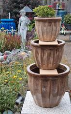 Set van 3  bloempotten  zwaar terracotta, Ophalen, Steen, Rond, Zo goed als nieuw
