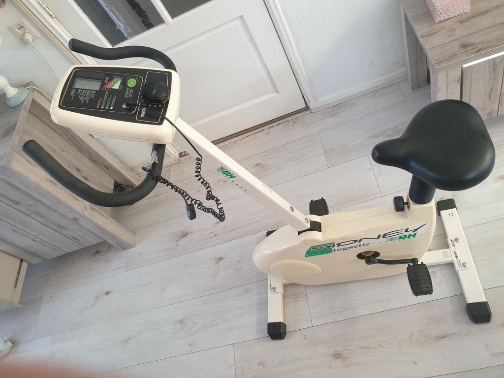 Hometrainer Sidney Magnetic BH Fitness, Ophalen of Verzenden, Gebruikt, Hometrainer