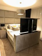 Boxspring velvet taupe met TV lift en nachtkastjes, Ophalen, Gebruikt, Overige kleuren, Tweepersoons