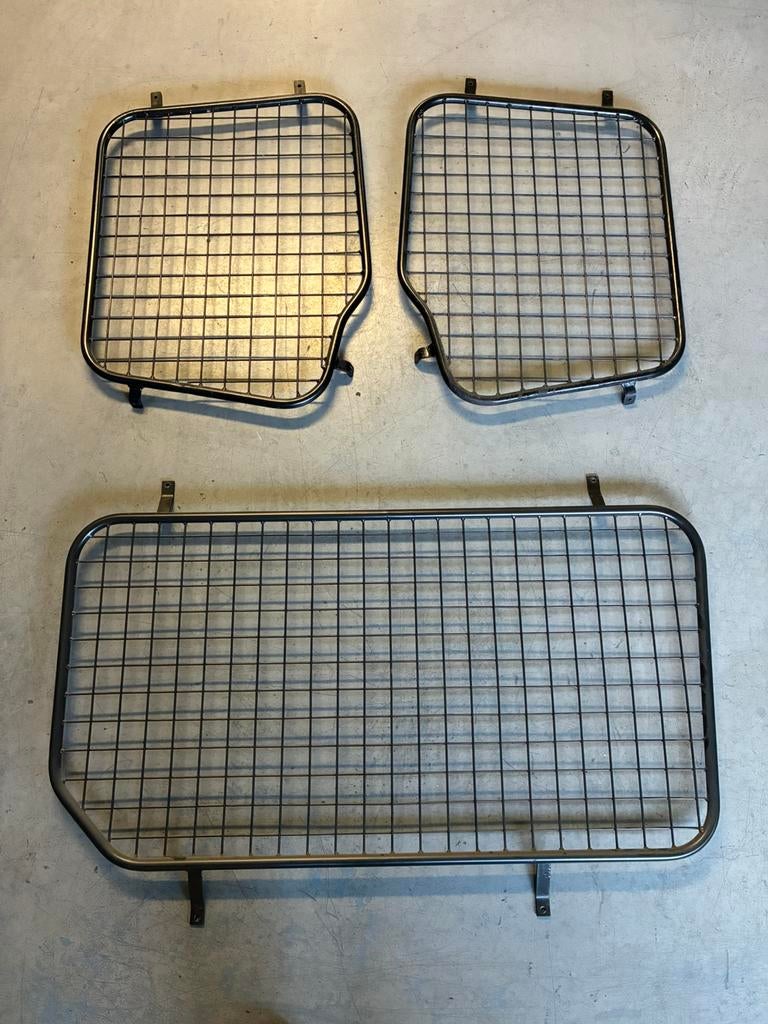 Sprinter/crafter anti inbraak raam roosters., Ophalen