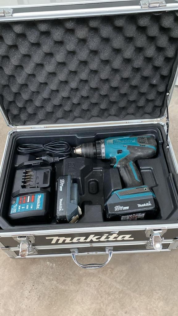 Makita Accu Boormachine 18V - Inclusief Koffer, Doe-het-zelf en Verbouw, Gereedschap | Boormachines, Gebruikt, Boor- en Schroefmachine