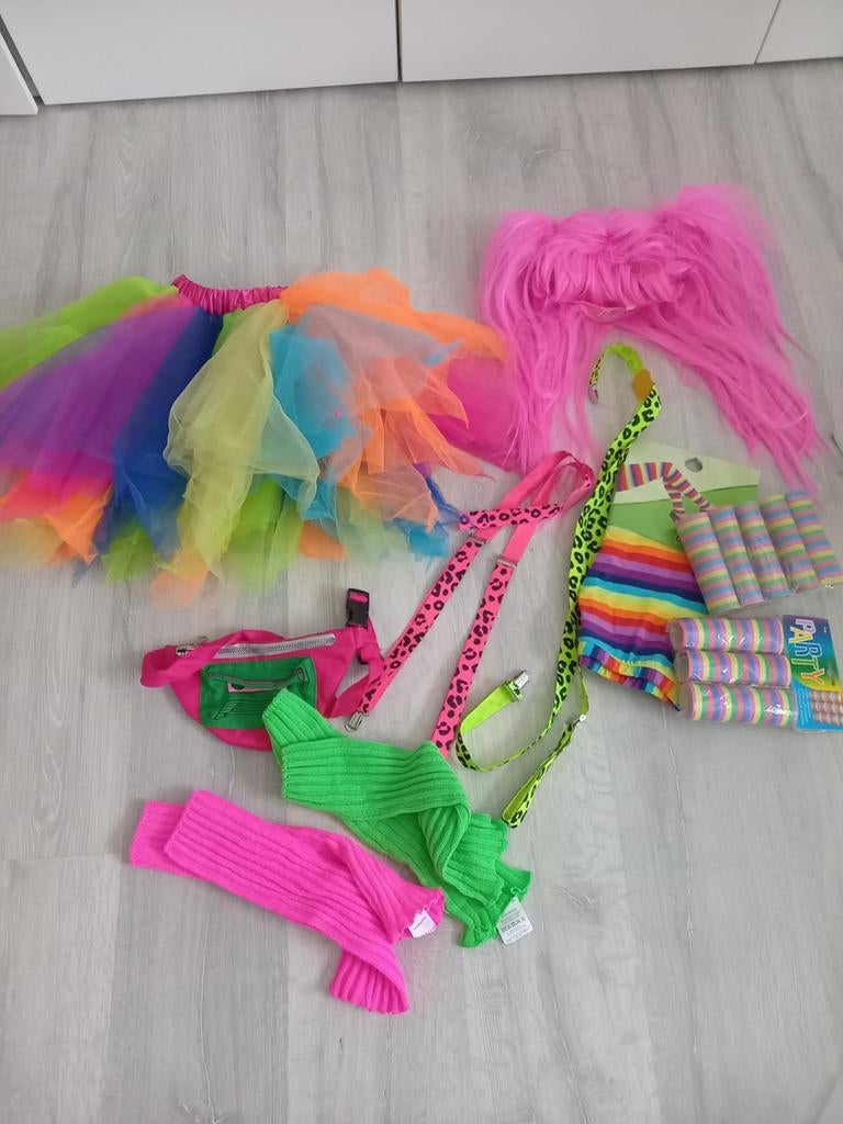 Carnavalset. One size fits all ( volwassen maat)., Ophalen, Nieuw, Maat 38/40 (M), Carnaval