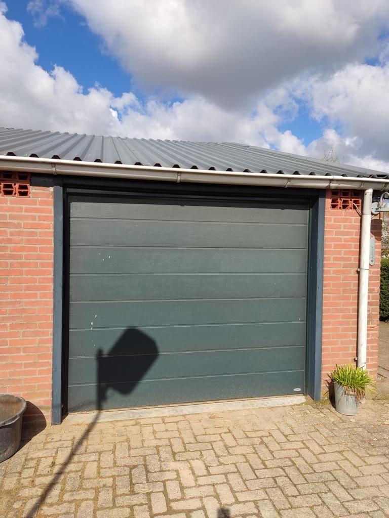 Te koop novo ferm garagedeur, Doe-het-zelf en Verbouw, Deuren en Horren, Ophalen, Gebruikt, Garagedeur, 120 cm of meer