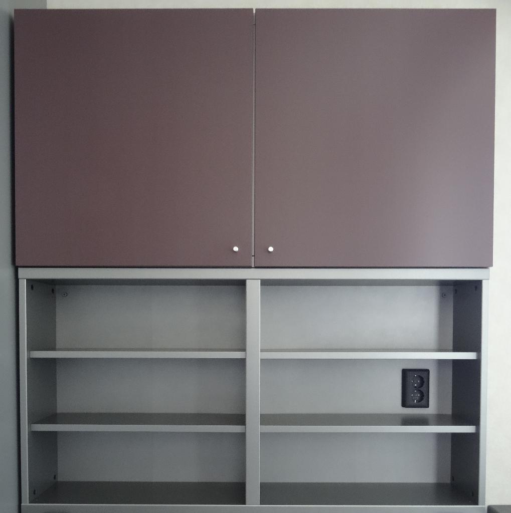 Ikea Besta wandmeubel met open en gesloten kastjes, Huis en Inrichting, Kasten | Wandmeubels, Gebruikt, 100 tot 150 cm, Minder dan 150 cm