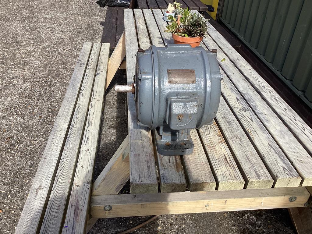 Elektromotor, Doe-het-zelf en Verbouw, Elektra en Kabels, Ophalen of Verzenden, Zo goed als nieuw, Overige typen