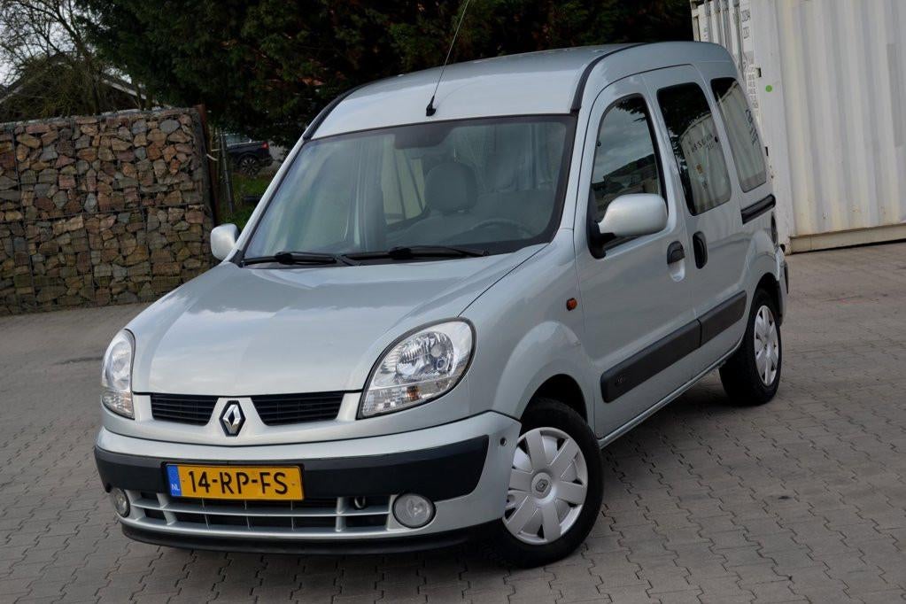 Renault Kangoo 1.6 Automaat Airco met rolstoel-lift 95.000KM, Auto's, Renault, Gebruikt, 1095 kg, Metallic lak, 49 €/maand