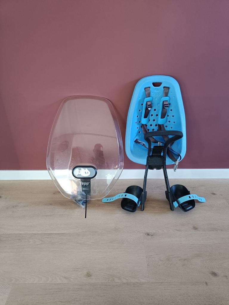 Yepp fietsstoeltje (voorzitje) met windscherm, Ophalen, Voetsteuntjes, Yepp, Zo goed als nieuw