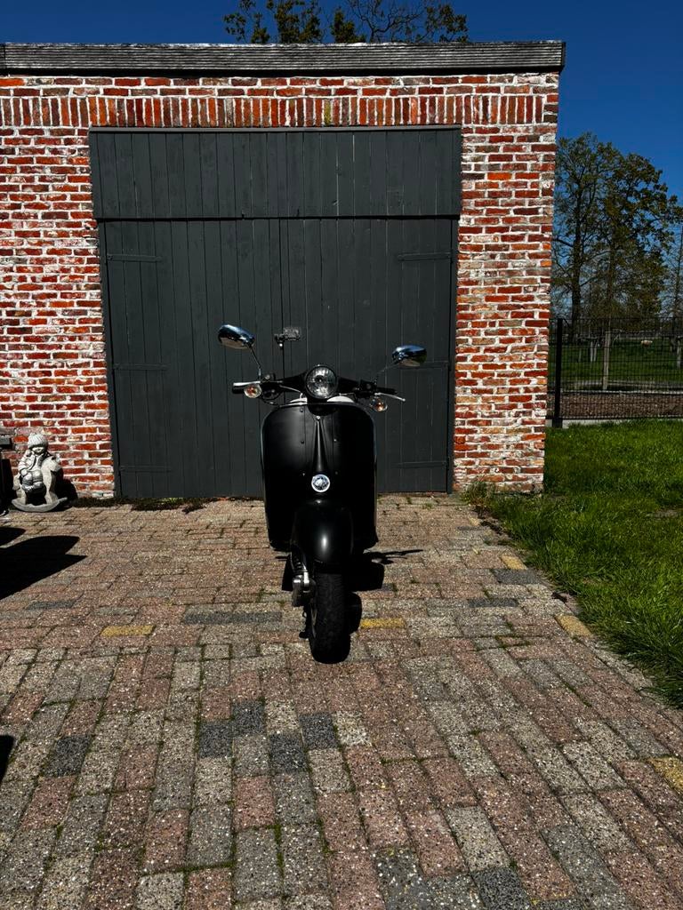 Te koop: Jialing / Jinlun JL50QT-12A (Vespa-look) scooter, Overige merken, Gebruikt, Ophalen of Verzenden, Benzine